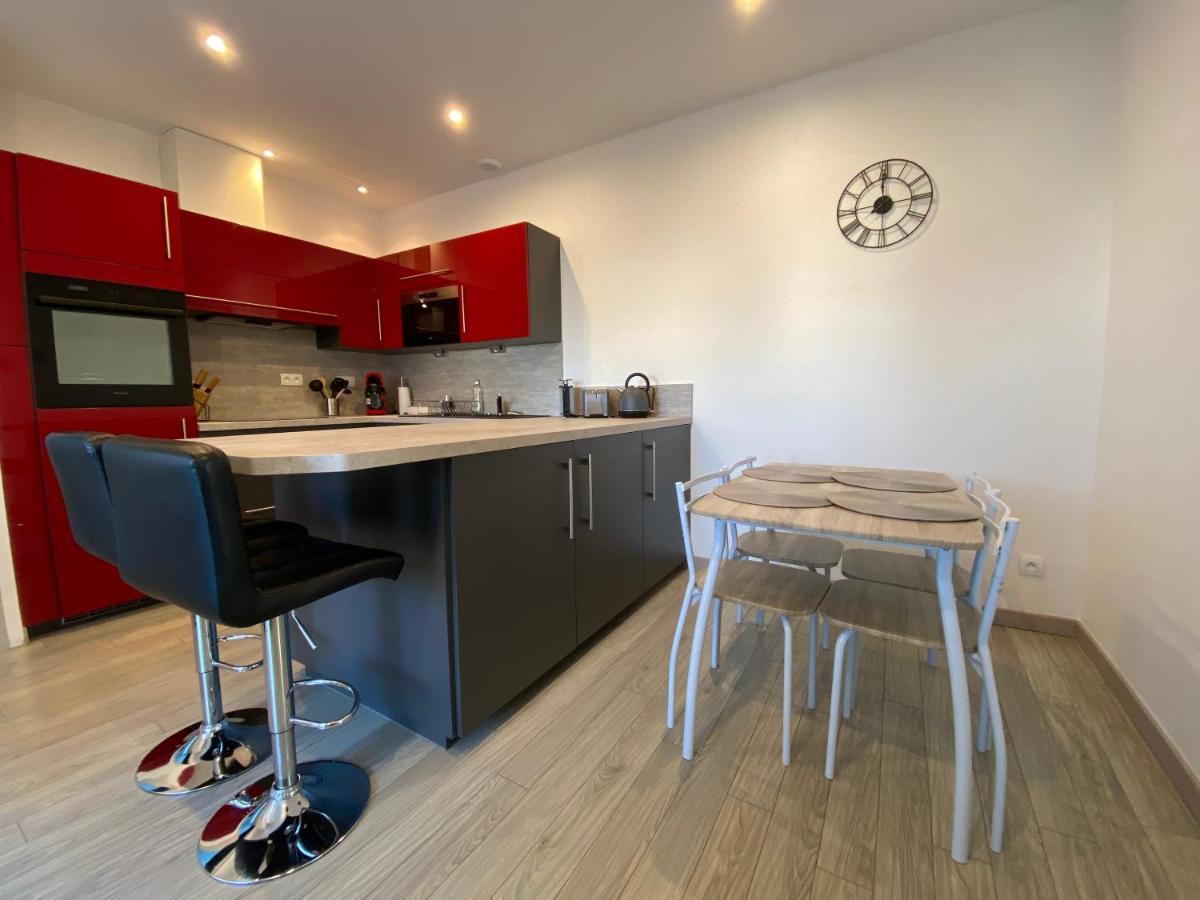 Jolie Maison, Jardin Et Parking Desertines  Kültér fotó